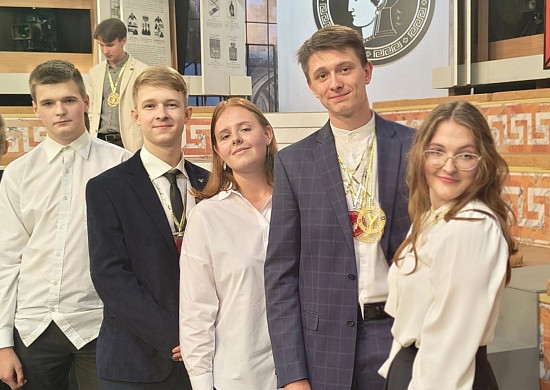 5 ивановских школьников могут победить в телевикторине на Первом канале